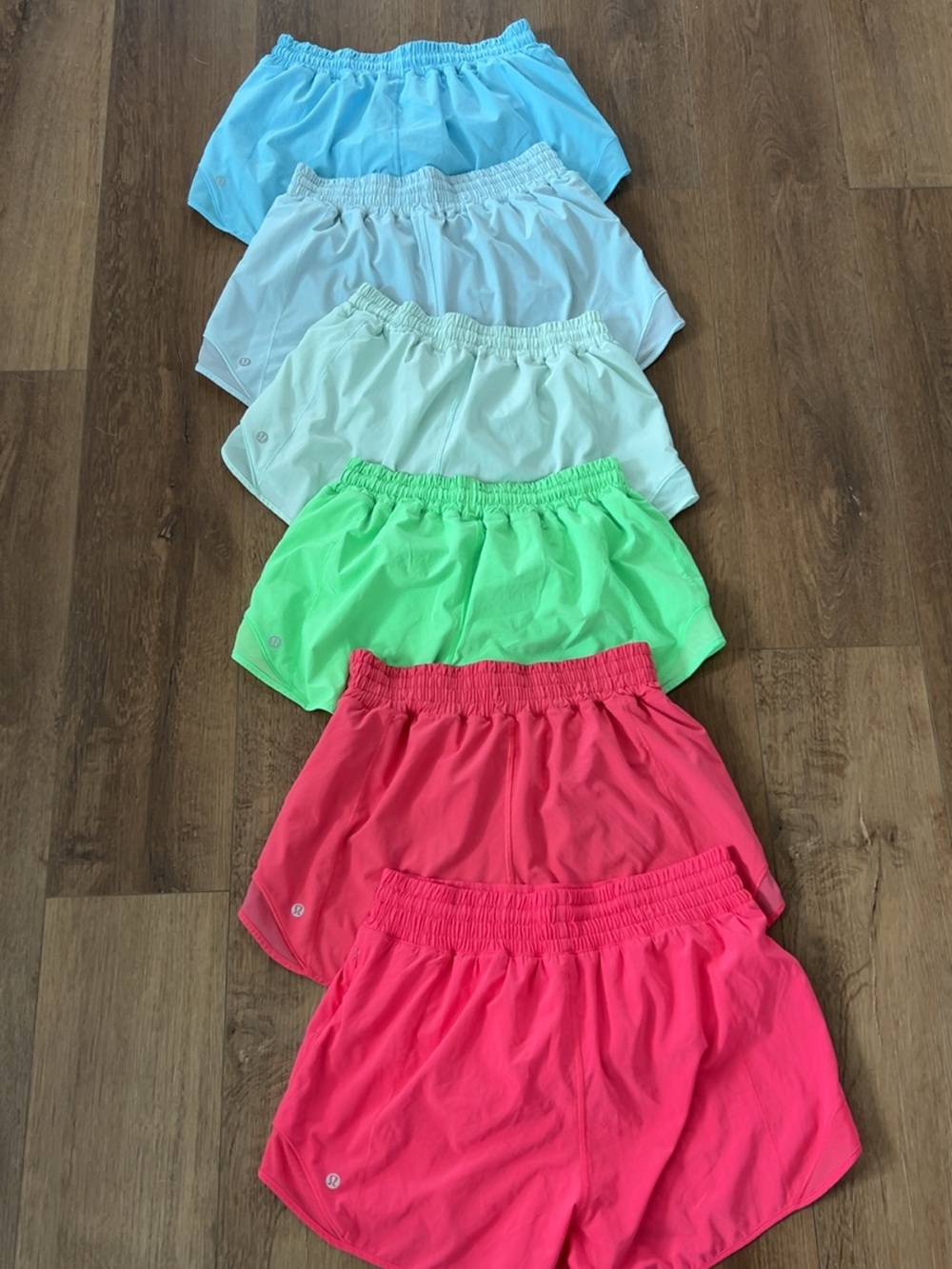 Lululemon hotty hots 4’’